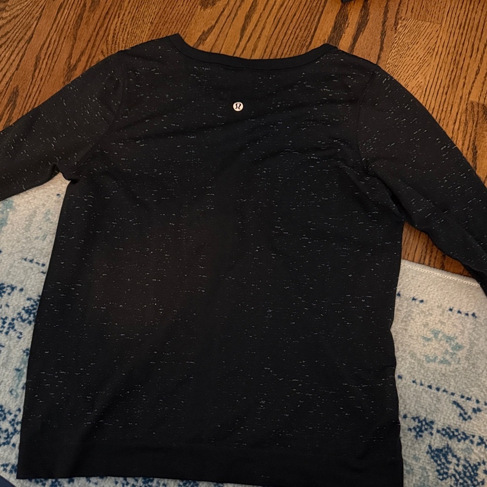 lululemon athletica Black Long Sleeve Tee size 8